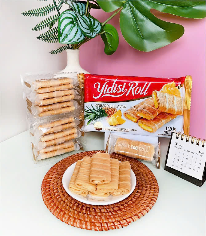 Bánh trứng cuộn vị dứa Yidisi 120g x 36 túi